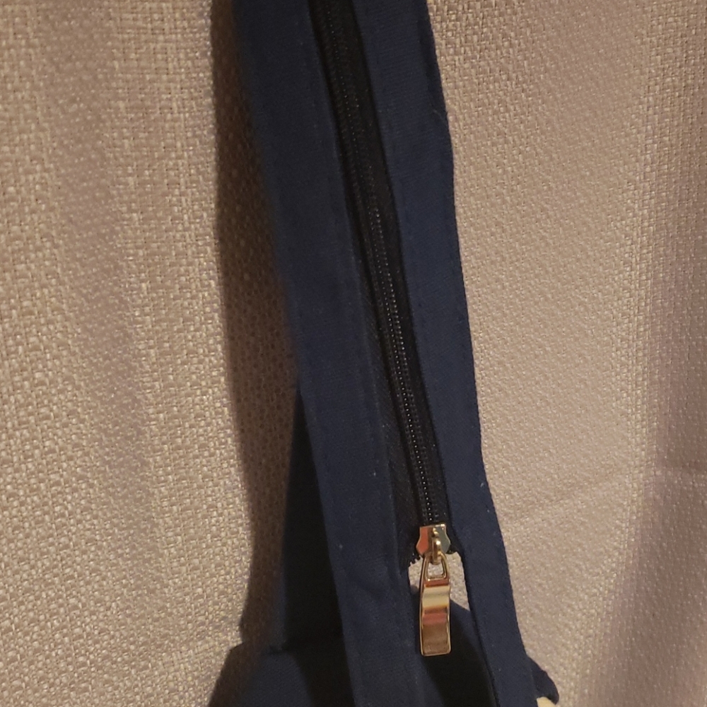 Small backpack 🎒 - Picture 3 of 6